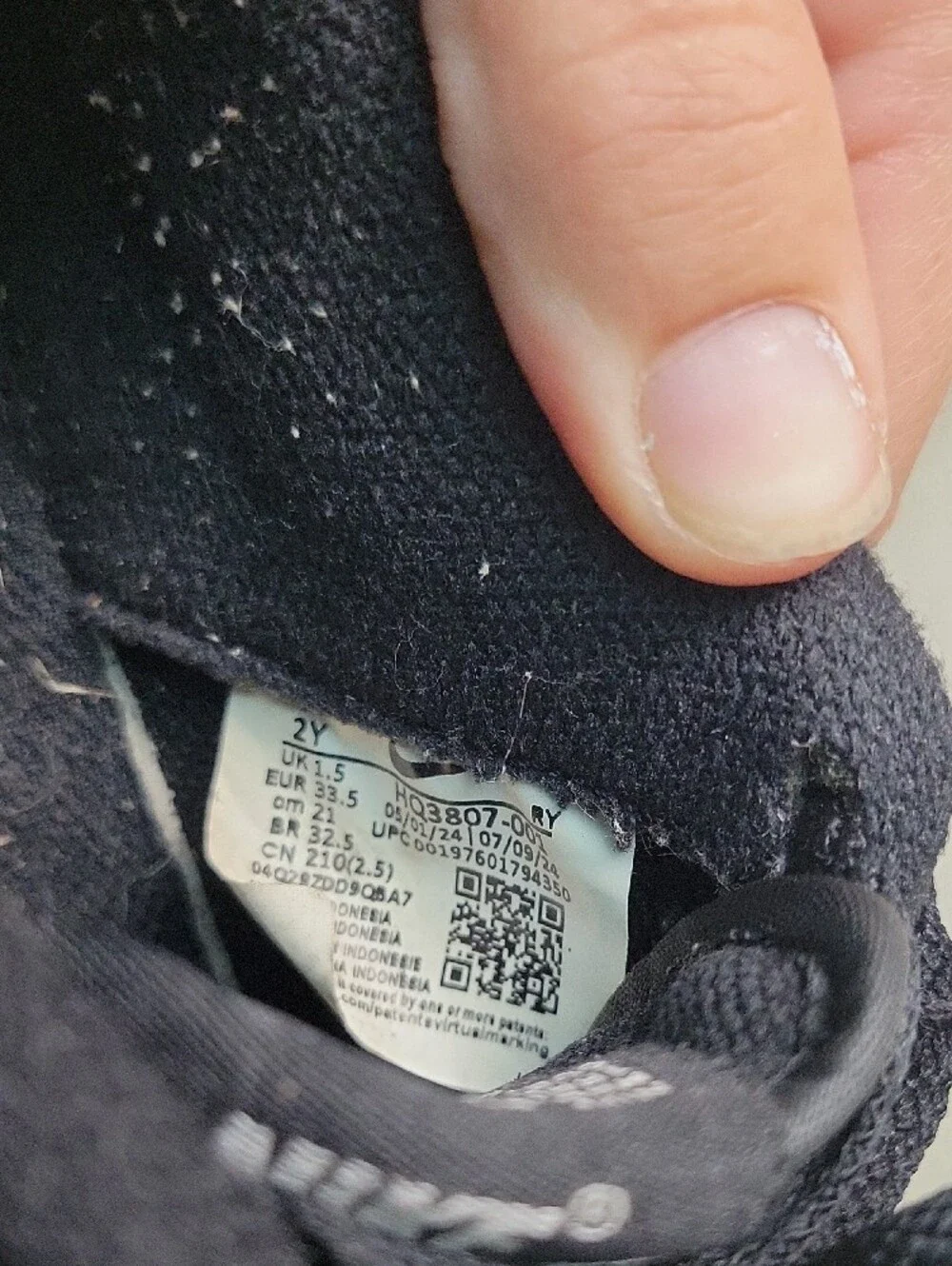 Nike Kids Black Sneakers with White Soles